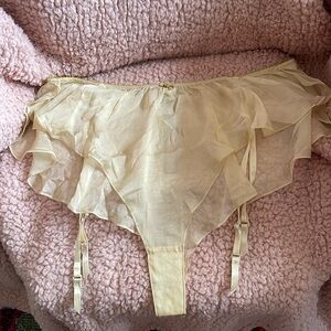 Skims Garter